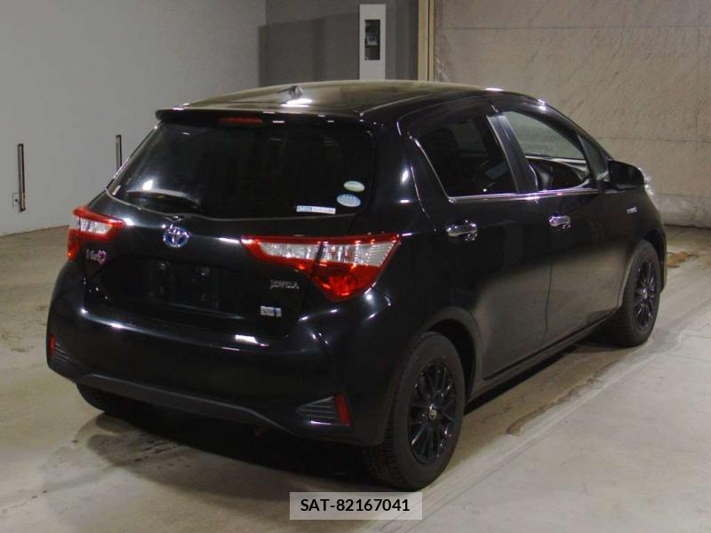 Toyota VITZ 2017 6763597-1