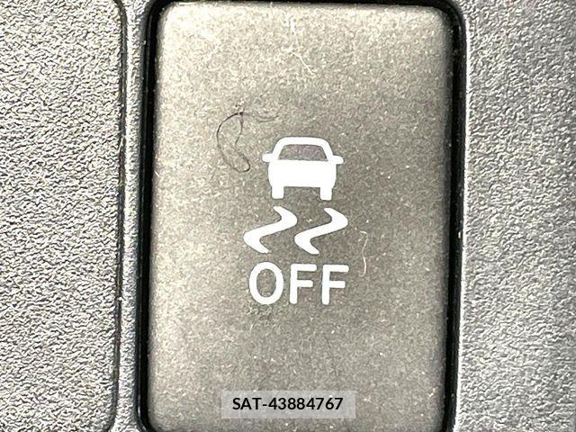 Toyota VITZ 2018-04 6817835-5