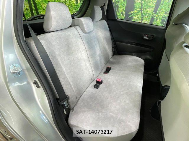 Toyota VITZ 2013-09 6914983-8