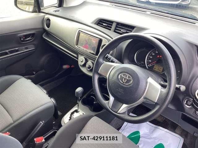 Toyota VITZ 2013-10 6919752-5