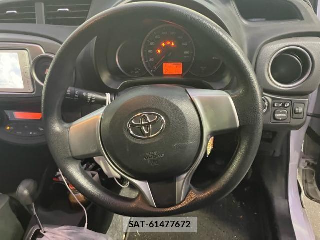 Toyota VITZ 2013-07 6914986-14