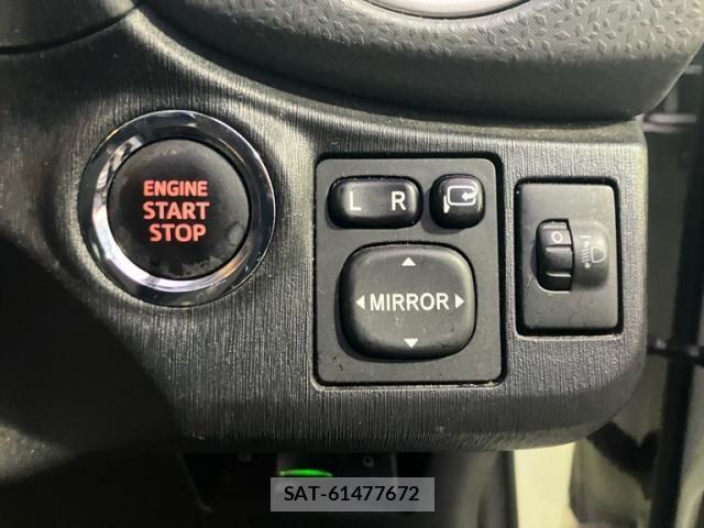 Toyota VITZ 2013-07 6914986-16