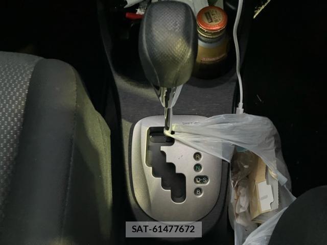 Toyota VITZ 2013-07 6914986-17