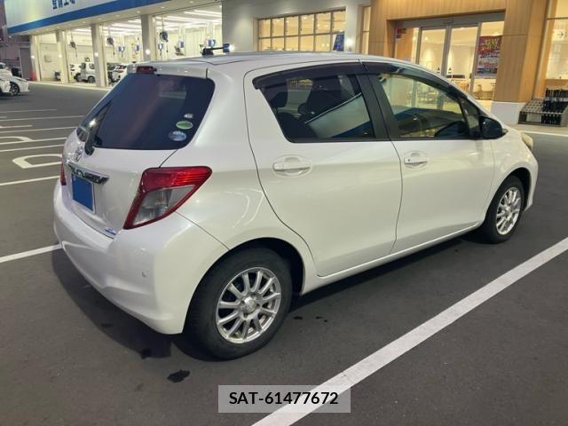 Toyota VITZ 2013-07 6914986-3