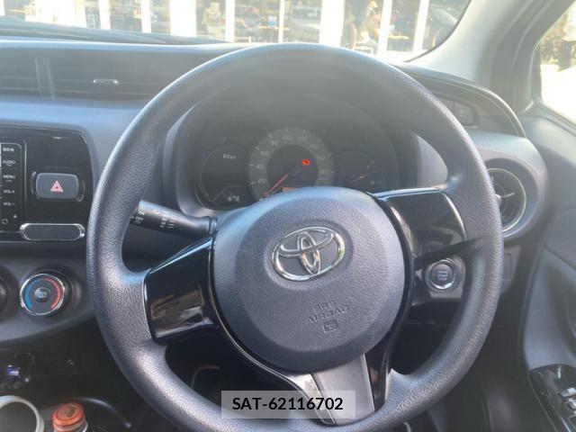 Toyota VITZ 2015-12 6914977-15