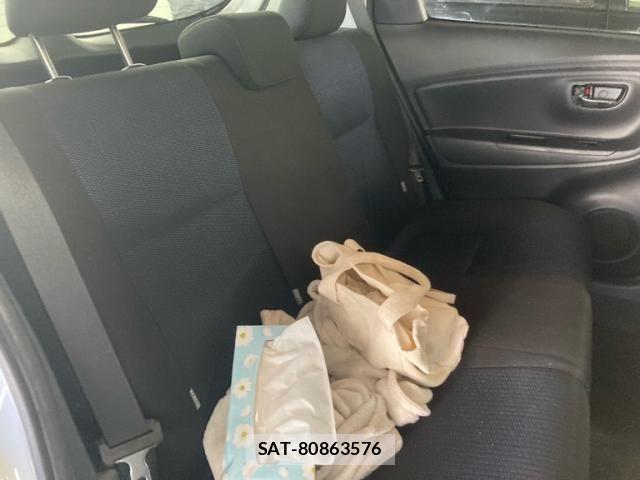Toyota VITZ 2018-04 6914980-11