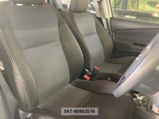 Toyota VITZ 2018-04 6914980-12
