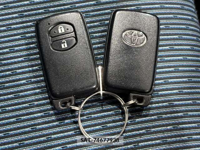 Toyota VITZ 2011-03 6999026-29