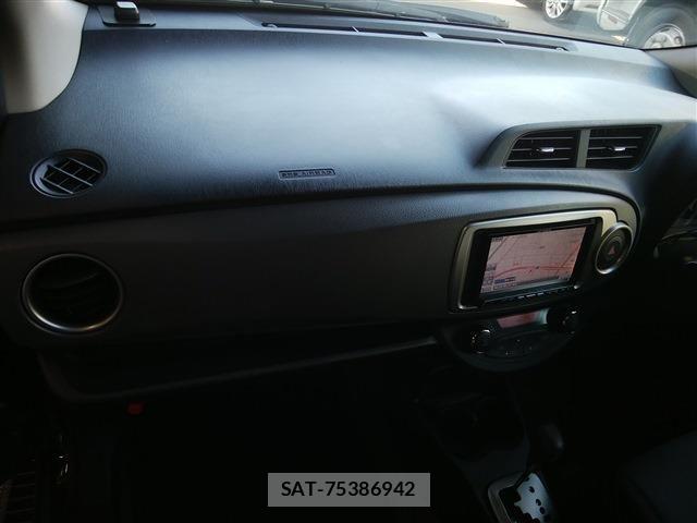Toyota VITZ 2012-06 6999047-18