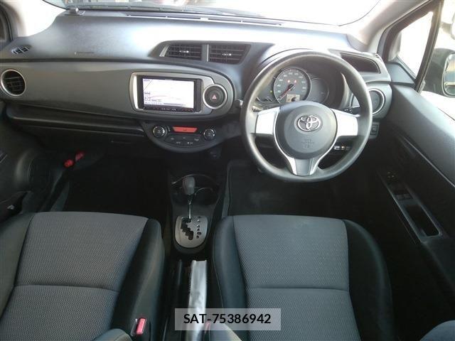 Toyota VITZ 2012-06 6999047-2
