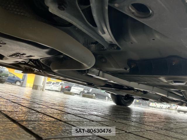Toyota VITZ 2013-10 7021846-4