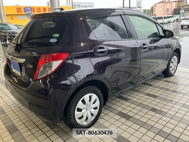 Toyota VITZ 2013-10 7021846-6