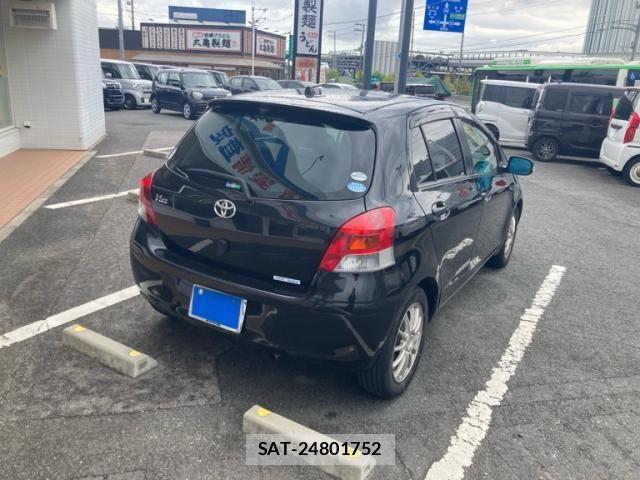 Toyota VITZ 2009-01 7061241-0