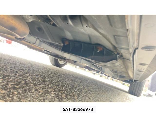 Toyota VITZ 2013-09 7061237-13