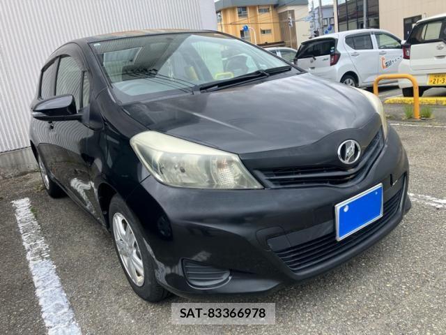 Toyota VITZ 2013-09 7061237-0