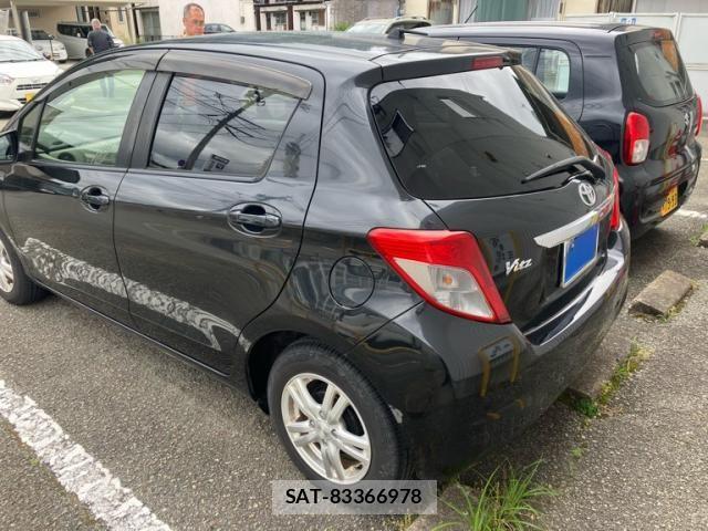 Toyota VITZ 2013-09 7061237-2