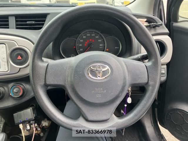 Toyota VITZ 2013-09 7061237-7