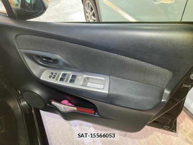 Toyota VITZ 2014-10 7061228-12