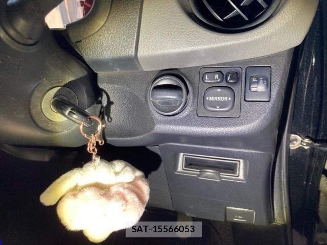 Toyota VITZ 2014-10 7061228-15
