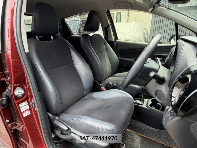 Toyota VITZ 2018-08 7061223-16
