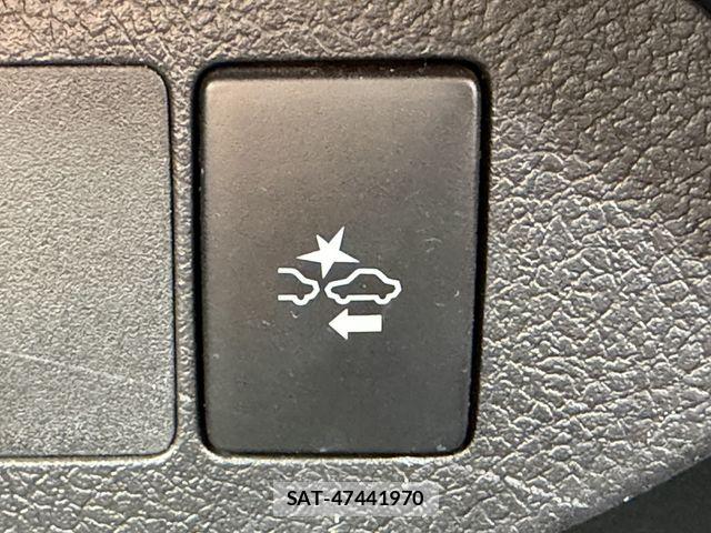 Toyota VITZ 2018-08 7061223-7