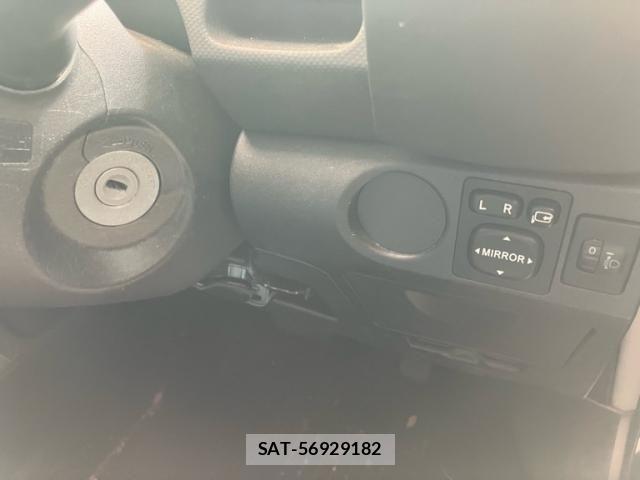 Toyota VITZ 2007-06 7061243-14