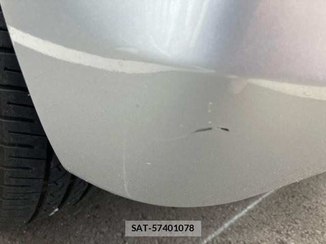 Toyota VITZ 2011-05 7061233-19