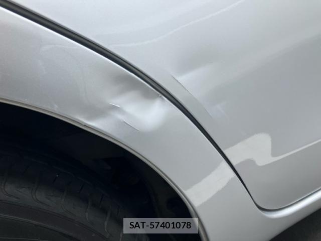 Toyota VITZ 2011-05 7061233-21