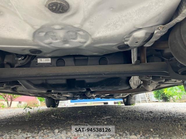 Toyota VITZ 2010-08 7061246-12