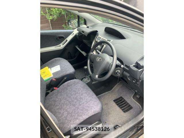 Toyota VITZ 2010-08 7061246-18