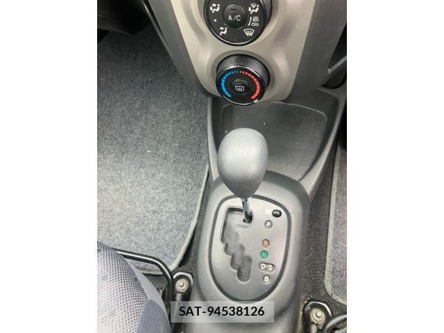 Toyota VITZ 2010-08 7061246-23