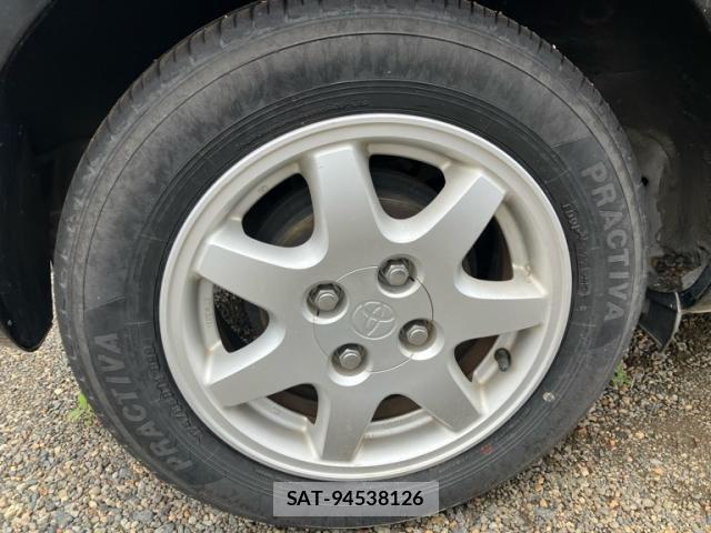 Toyota VITZ 2010-08 7061246-7