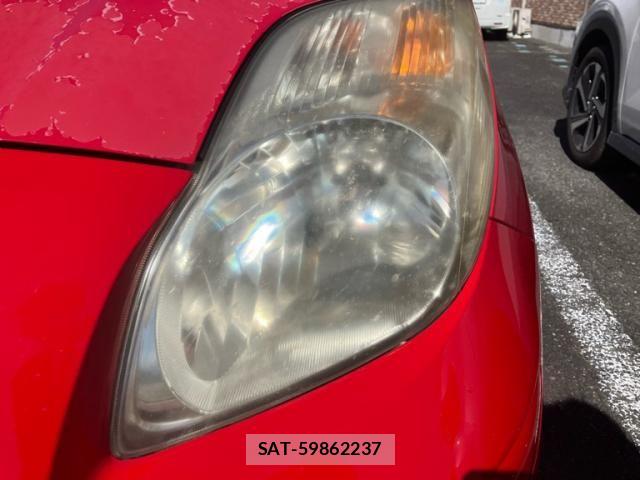Toyota VITZ 2009-10 7226692-12