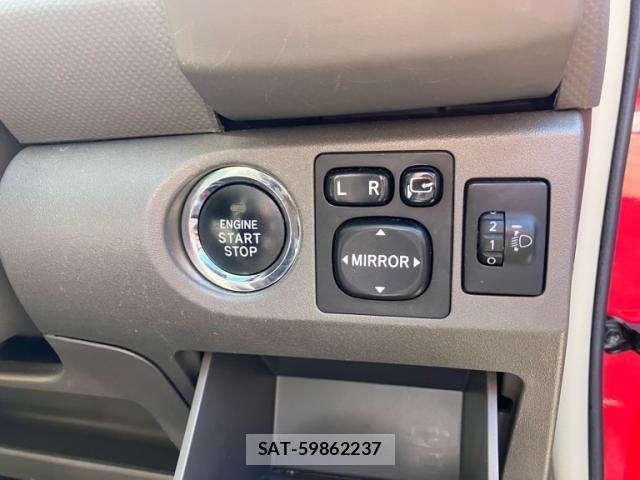 Toyota VITZ 2009-10 7226692-15