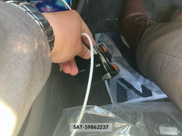 Toyota VITZ 2009-10 7226692-16