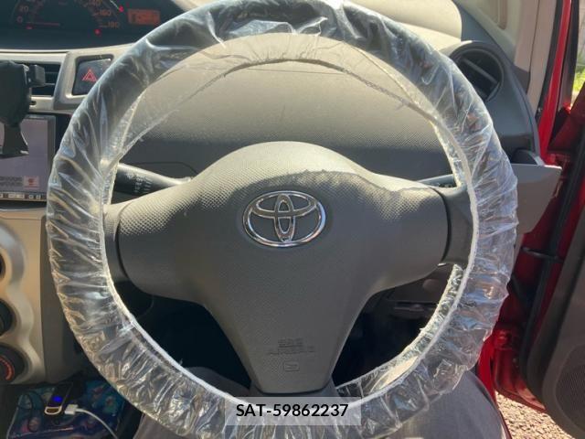 Toyota VITZ 2009-10 7226692-17