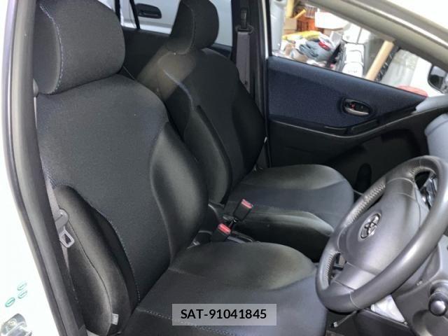 Toyota VITZ 2010-04 7226694-12