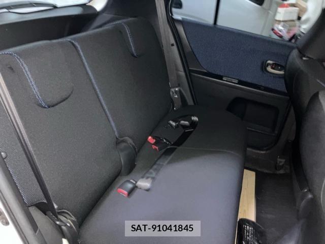 Toyota VITZ 2010-04 7226694-13