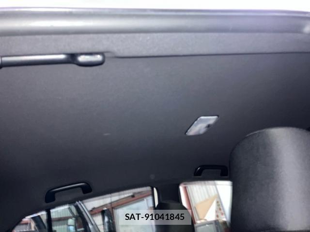 Toyota VITZ 2010-04 7226694-14