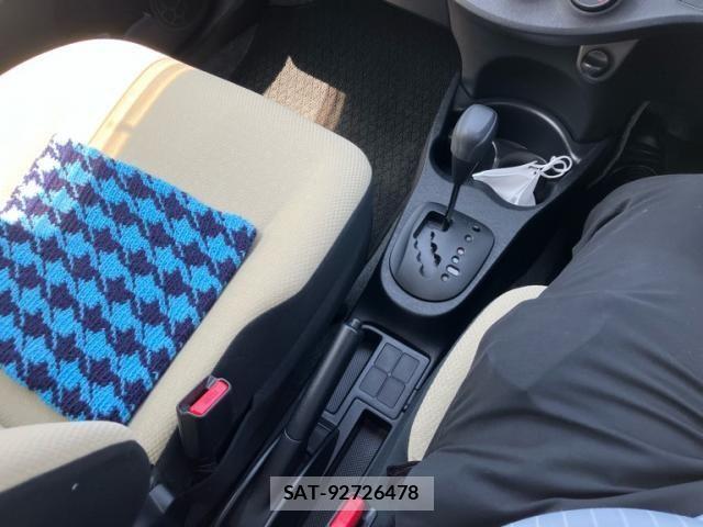 Toyota VITZ 2013-08 7226715-20