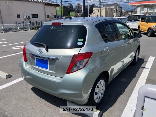Toyota VITZ 2013-08 7226715-3