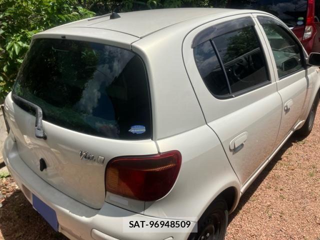 Toyota VITZ 2003-05 7226688-1