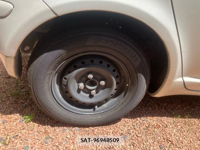 Toyota VITZ 2003-05 7226688-3