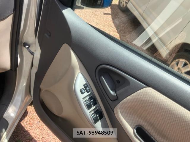 Toyota VITZ 2003-05 7226688-6
