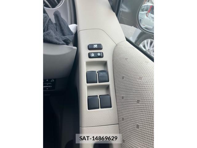 Toyota VITZ 2009-07 7226690-8