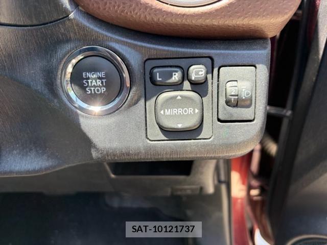 Toyota VITZ 2011-06 7226704-10