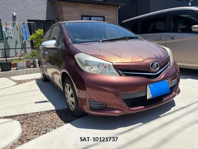Toyota VITZ 2011-06 7226704-2