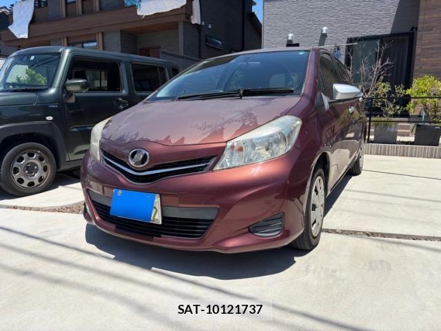 Toyota VITZ 2011-06 7226704-3