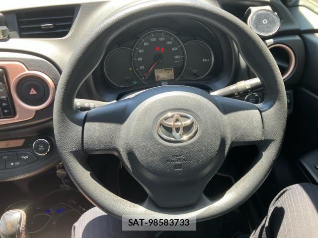 Toyota VITZ 2014-06 7226718-12