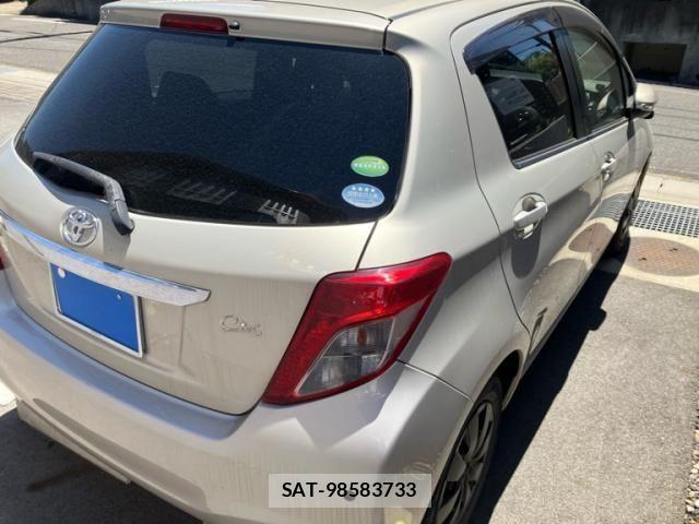 Toyota VITZ 2014-06 7226718-2